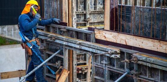 Jak vybrat odpovídající stavební firmu