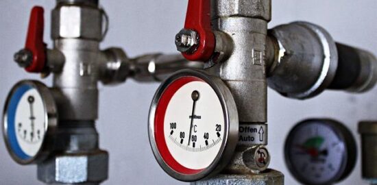 Jak správně topit v interiéru