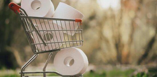 Nákupy za pár korun: Jak ušetřit peníze na běžné potřeby